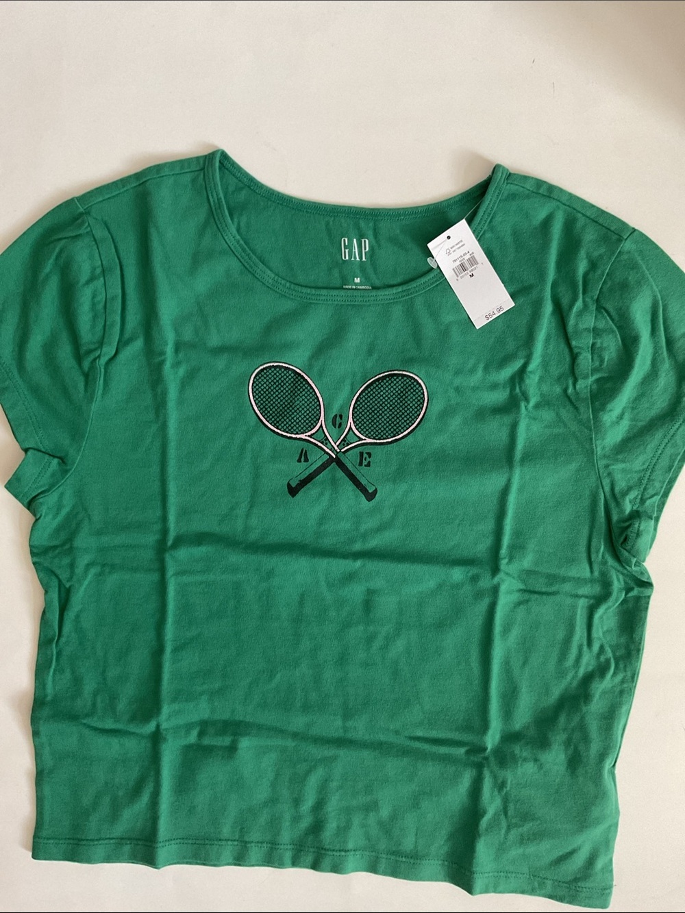 GAP Cropped Tee with Tennis Graphic - Picture 3 of 6